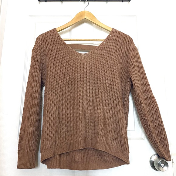 Love By Design Sweaters - LOVE BY DESIGN Soft & Cozy Tan Knit Open Back V Neck Sweater